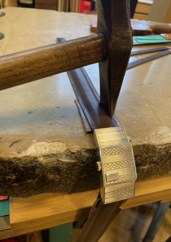 ceinture avec montre de gofl - creation sur-mesure - yvon morin 3 ceinture avec montre de golf - creation sur-mesure - yvon morin