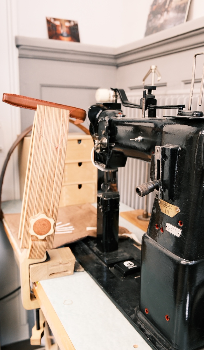 reparation et renovation - cuir - Yvon Morin - Suisse - autres services 2 reparation et renovation - cuir - Yvon Morin - Suisse - autres services 2